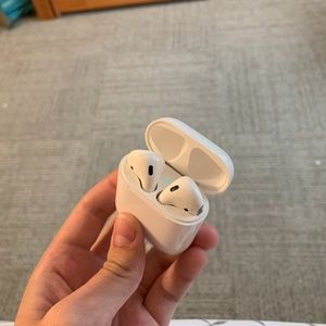 Apple Airpods